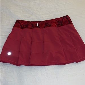 Like new Lululemon running skirt. SUPER cute!